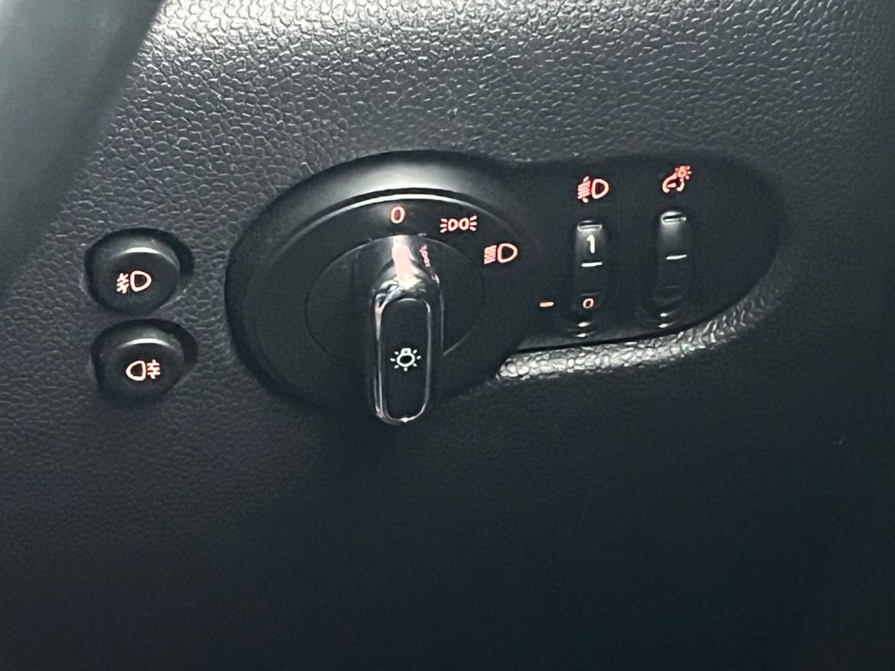 2018 MINI Hatch 1.5 Cooper 5dr – 136 PS